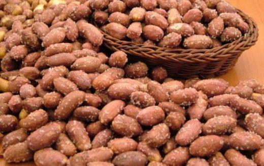 Tuzsuz Yer Fıstığı Özellikleri ve Faydaları Nelerdir?